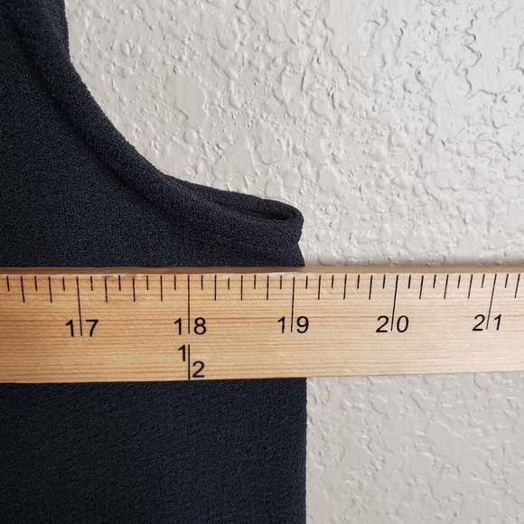 4 for $30 SALE!! The Limited NWT Black Sleeveless Duster Medium - Picture 5 of 7